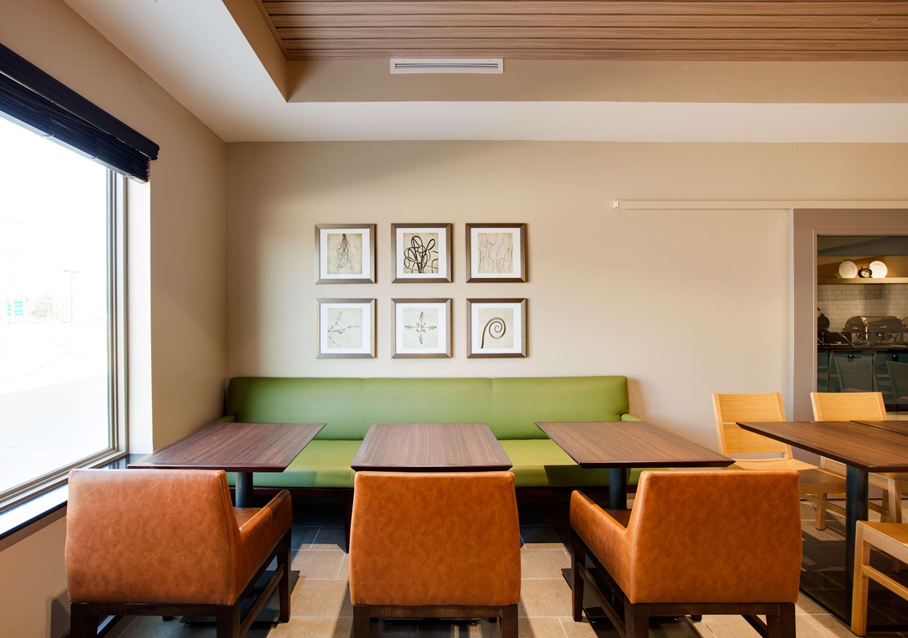 Country Inn & Suites By Radisson, Springfield Southeast Buitenkant foto