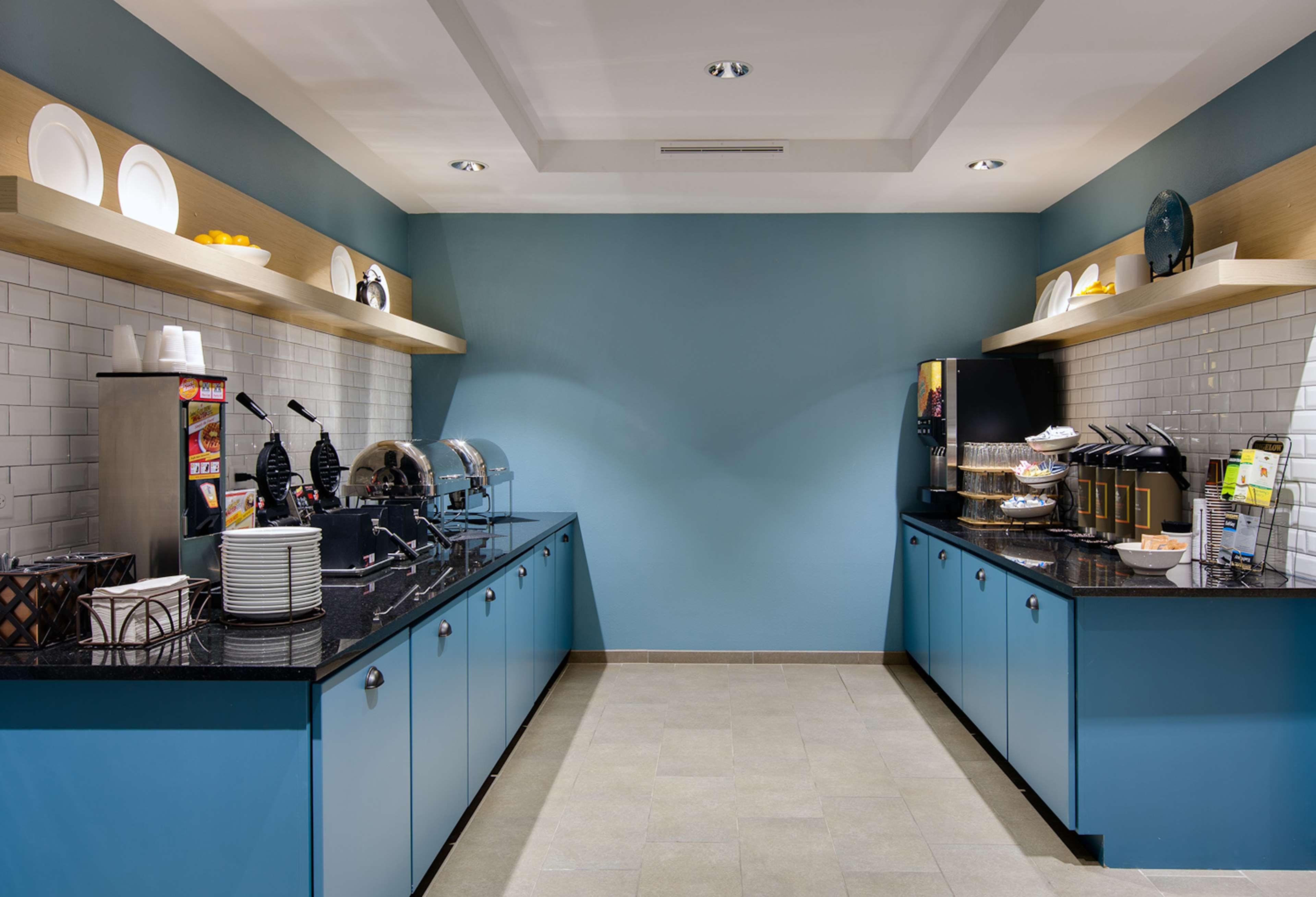 Country Inn & Suites By Radisson, Springfield Southeast Buitenkant foto